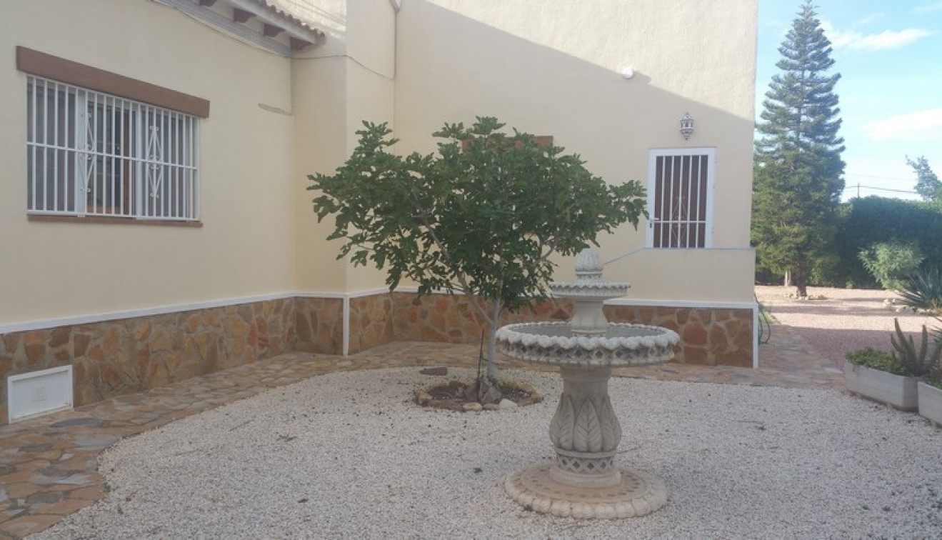 Sale - Country estate - Daya Vieja