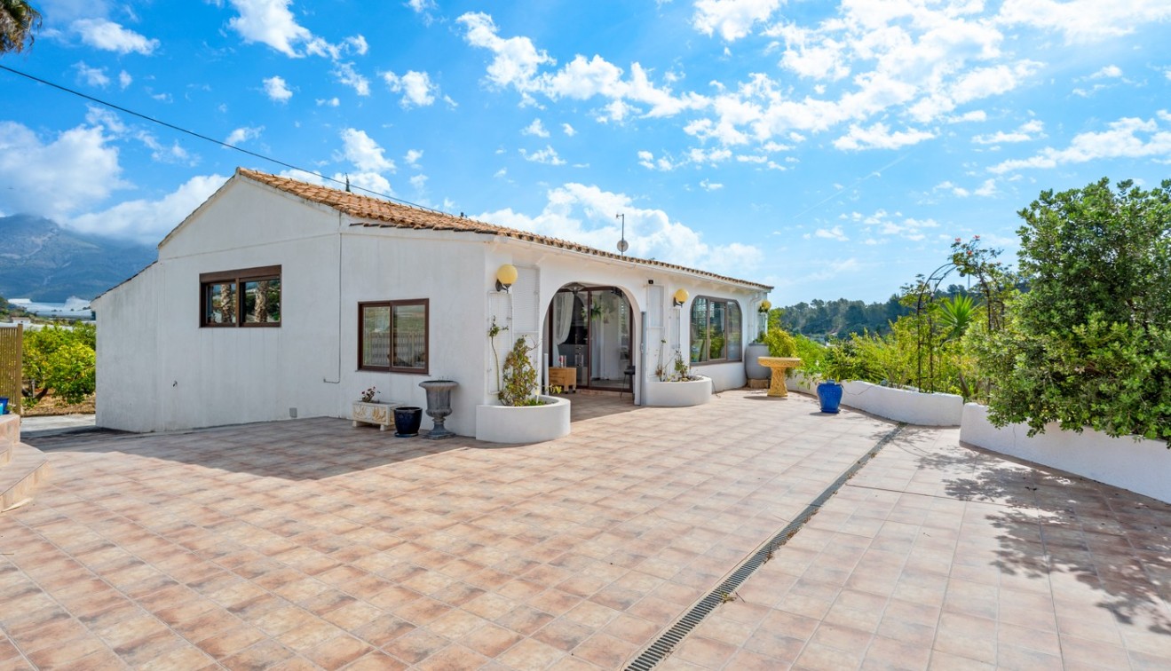 Sale - Country estate - La Nucia - La nucia