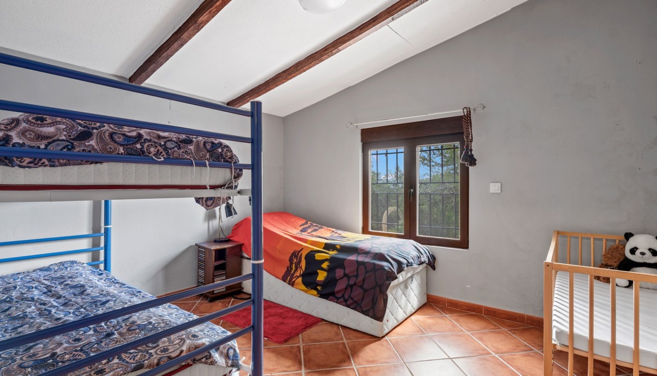 Sale - Country estate - La Nucia - La nucia