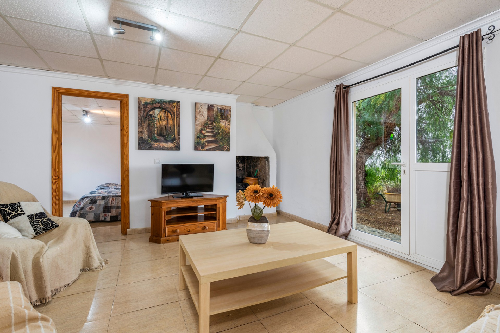 Sale - Country estate - Sax