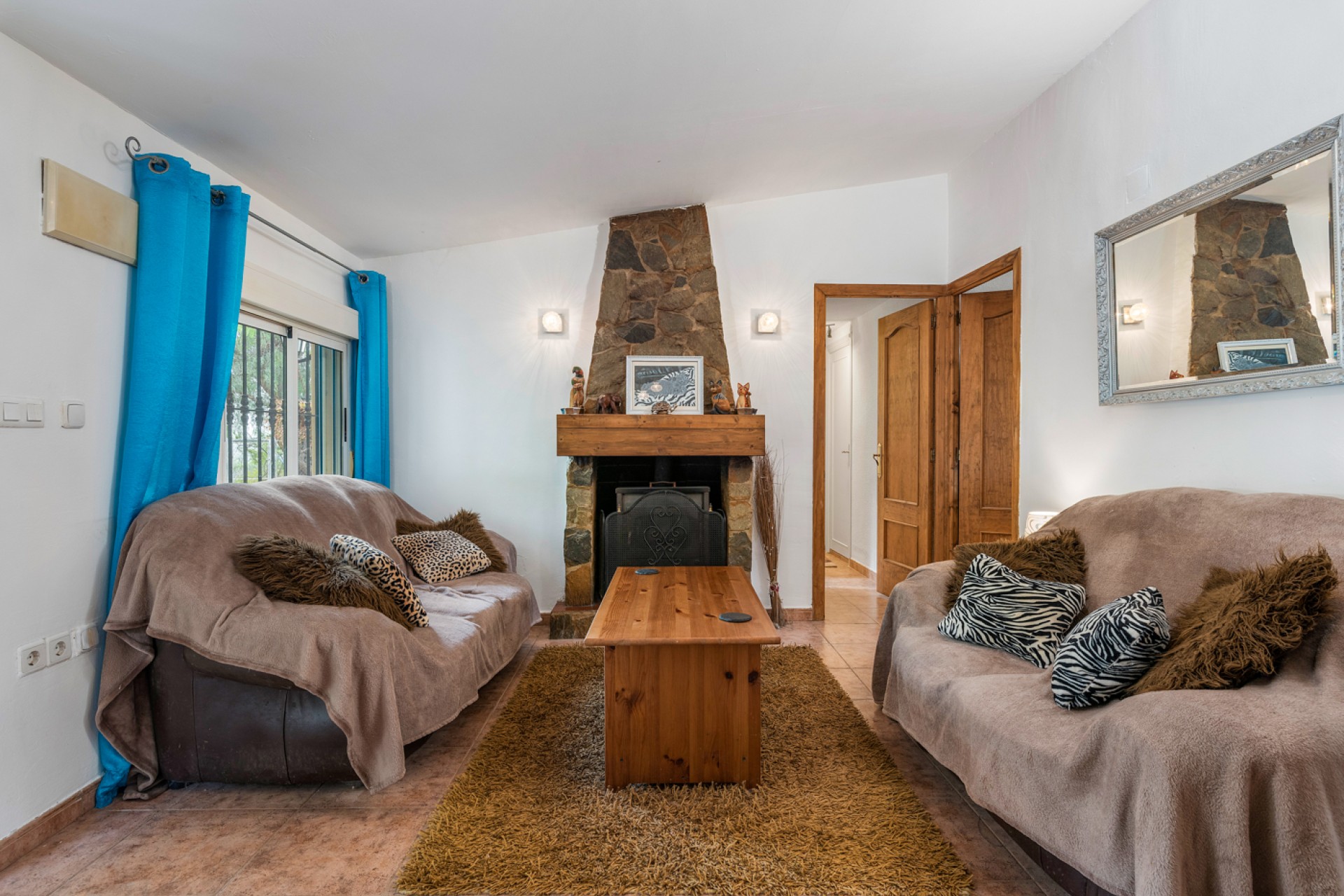 Sale - Country estate - Sax