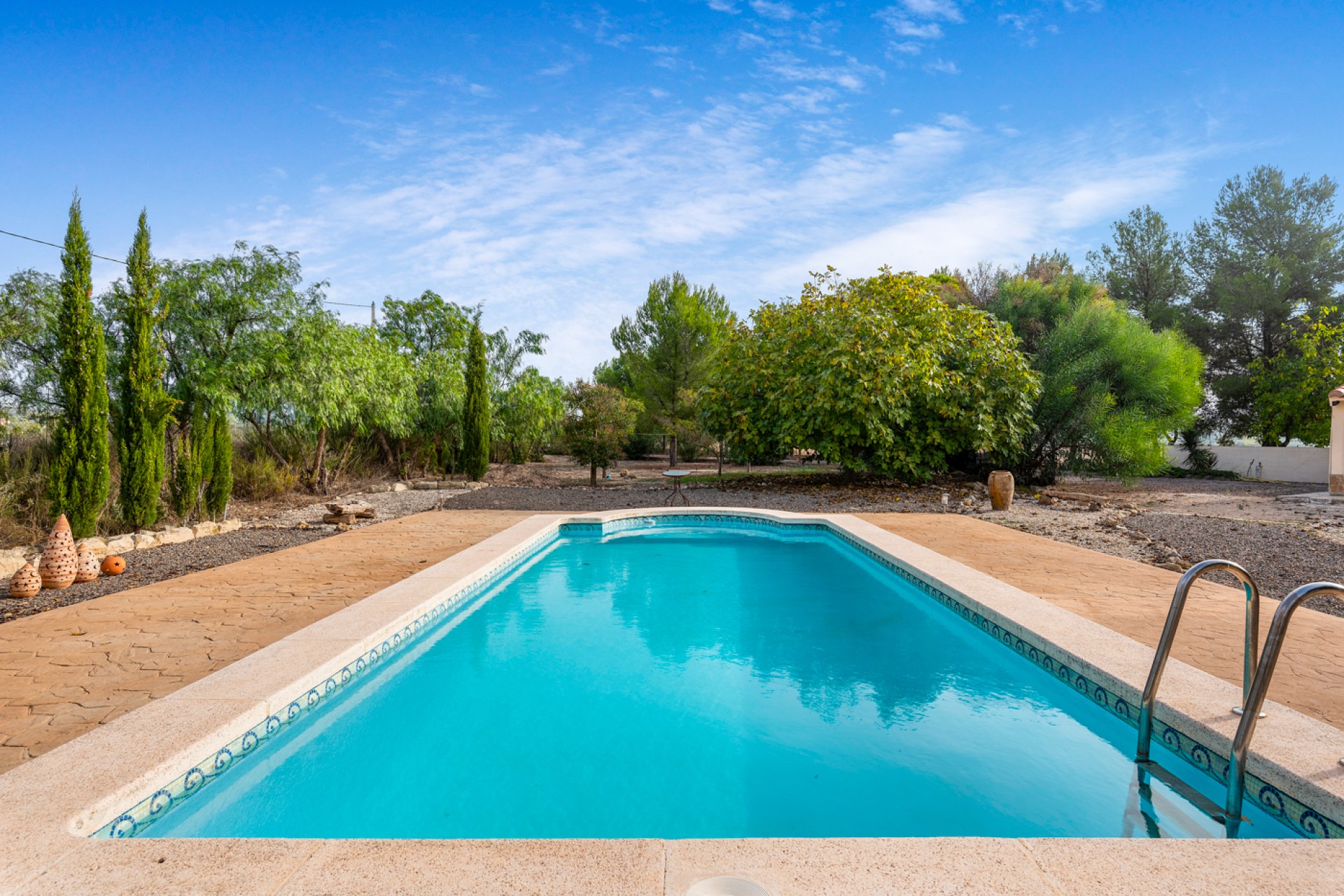 Sale - Country estate - Sax