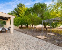 Sale - Country estate - Sax