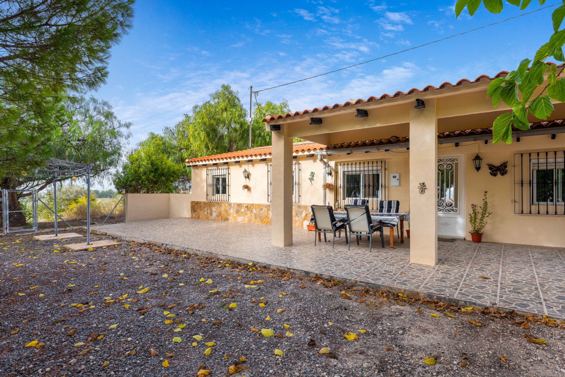 Sale - Country estate - Sax