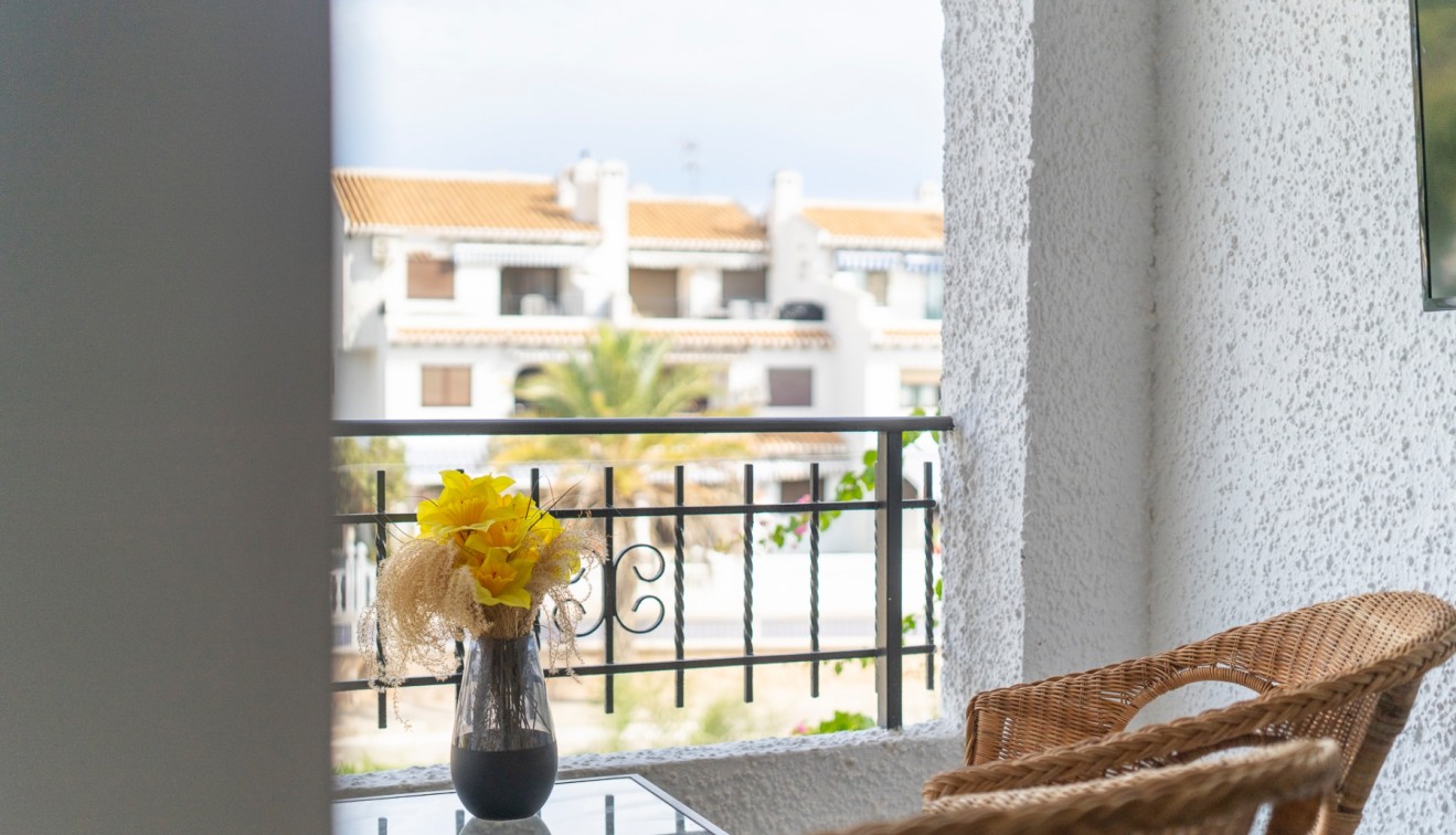 Sale - Flat - Orihuela costa - Playa Flamenca