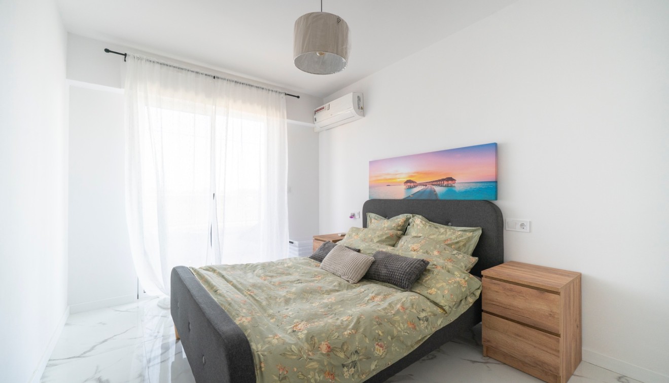 Sale - Flat - Orihuela costa - Punta Prima