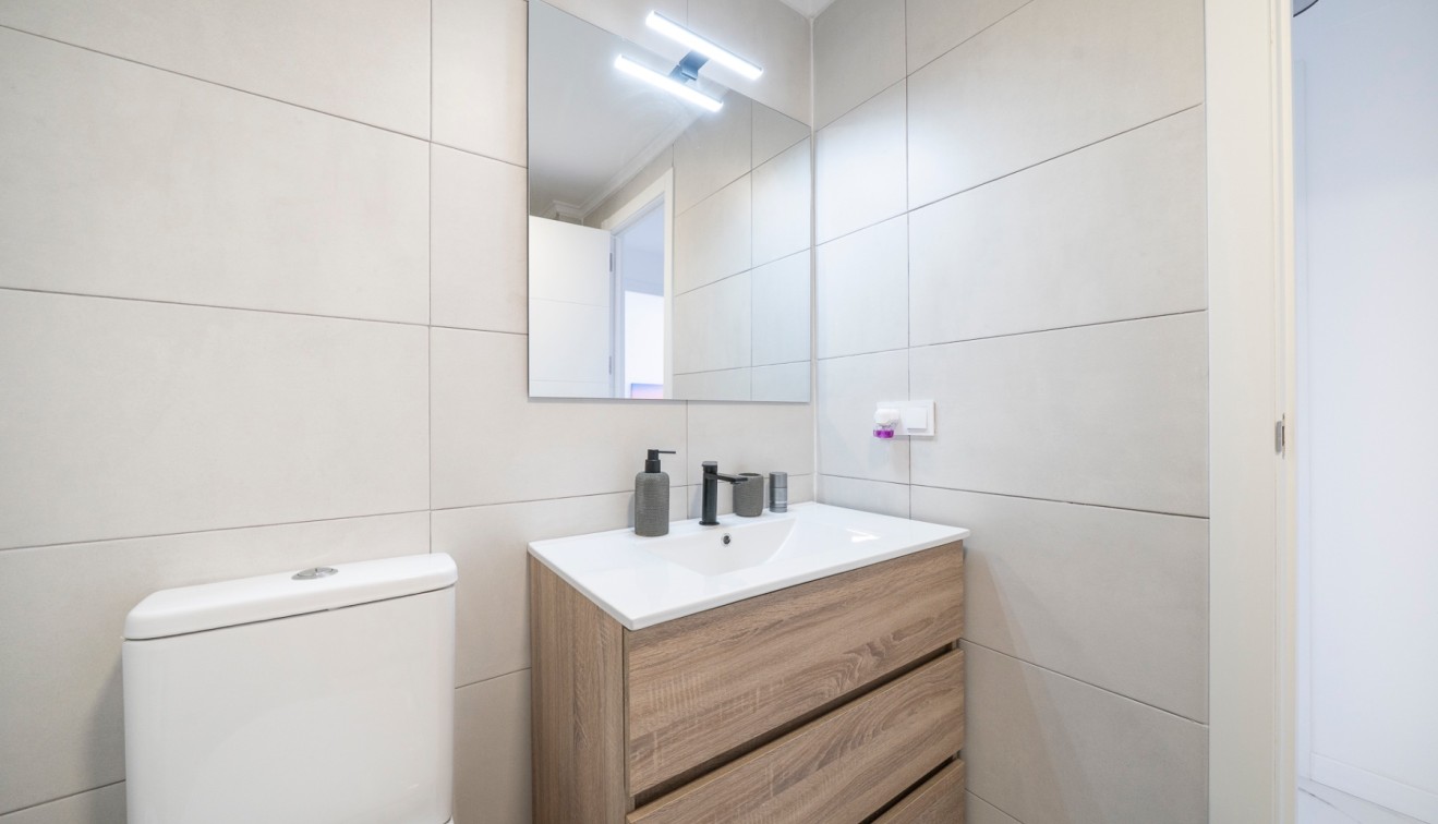 Sale - Flat - Orihuela costa - Punta Prima