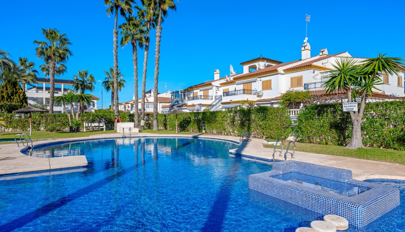 Sale - Ground floor apartment - Pilar de La Horadada - El Pilar de la Horadada