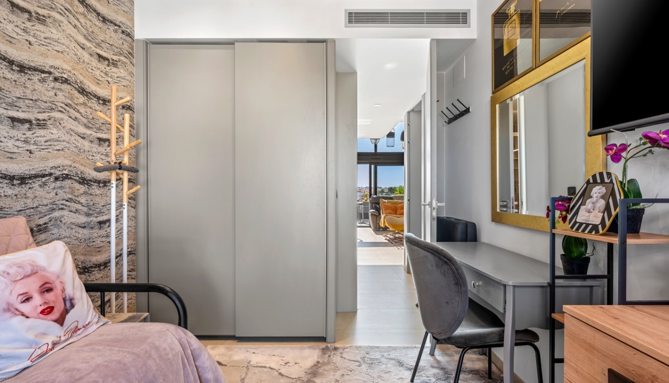 Sale - Penthouse - Villamartín