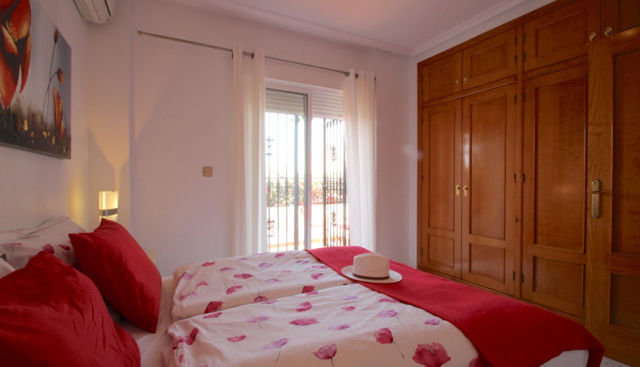 Sale - Quad house - La Zenia
