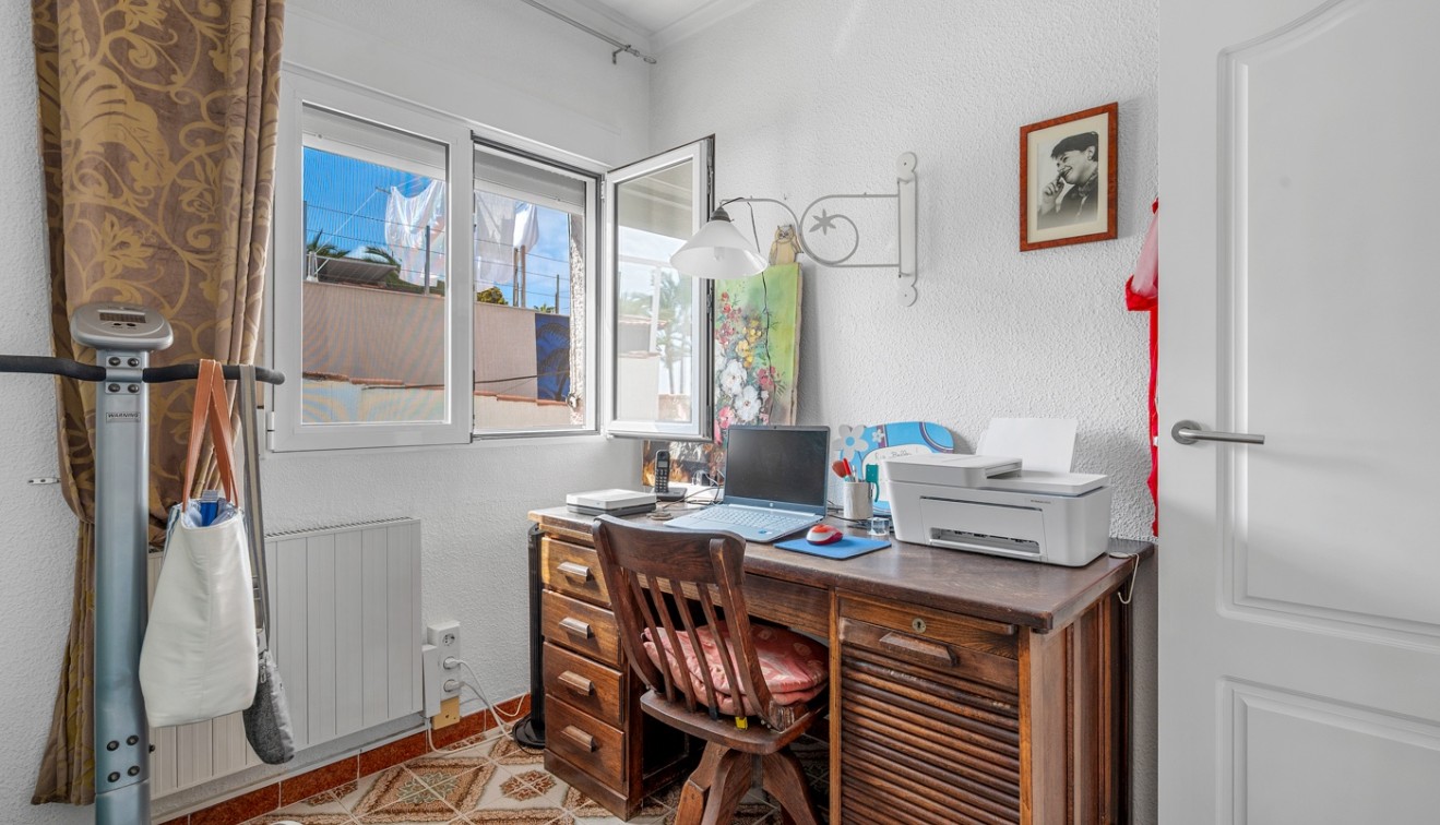 Sale - Semi-detached - Orihuela costa - Punta Prima