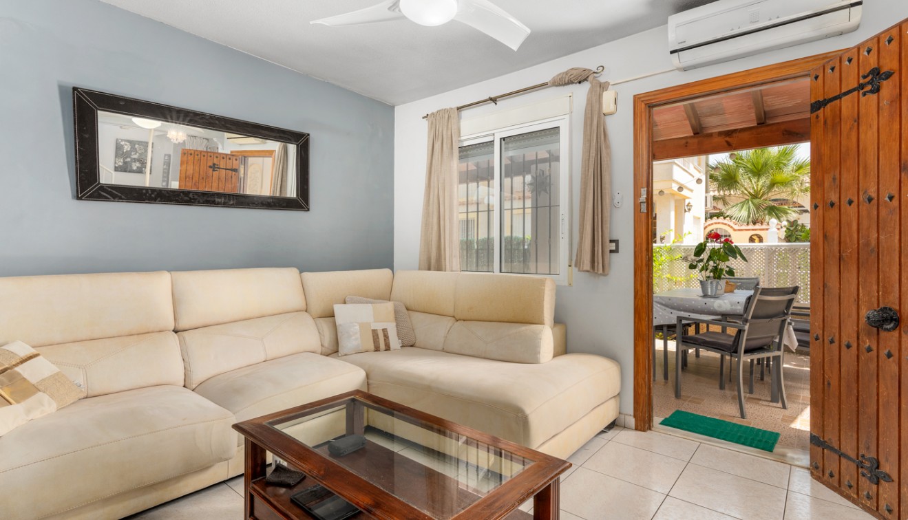 Sale - Townhouse - Guardamar del Segura