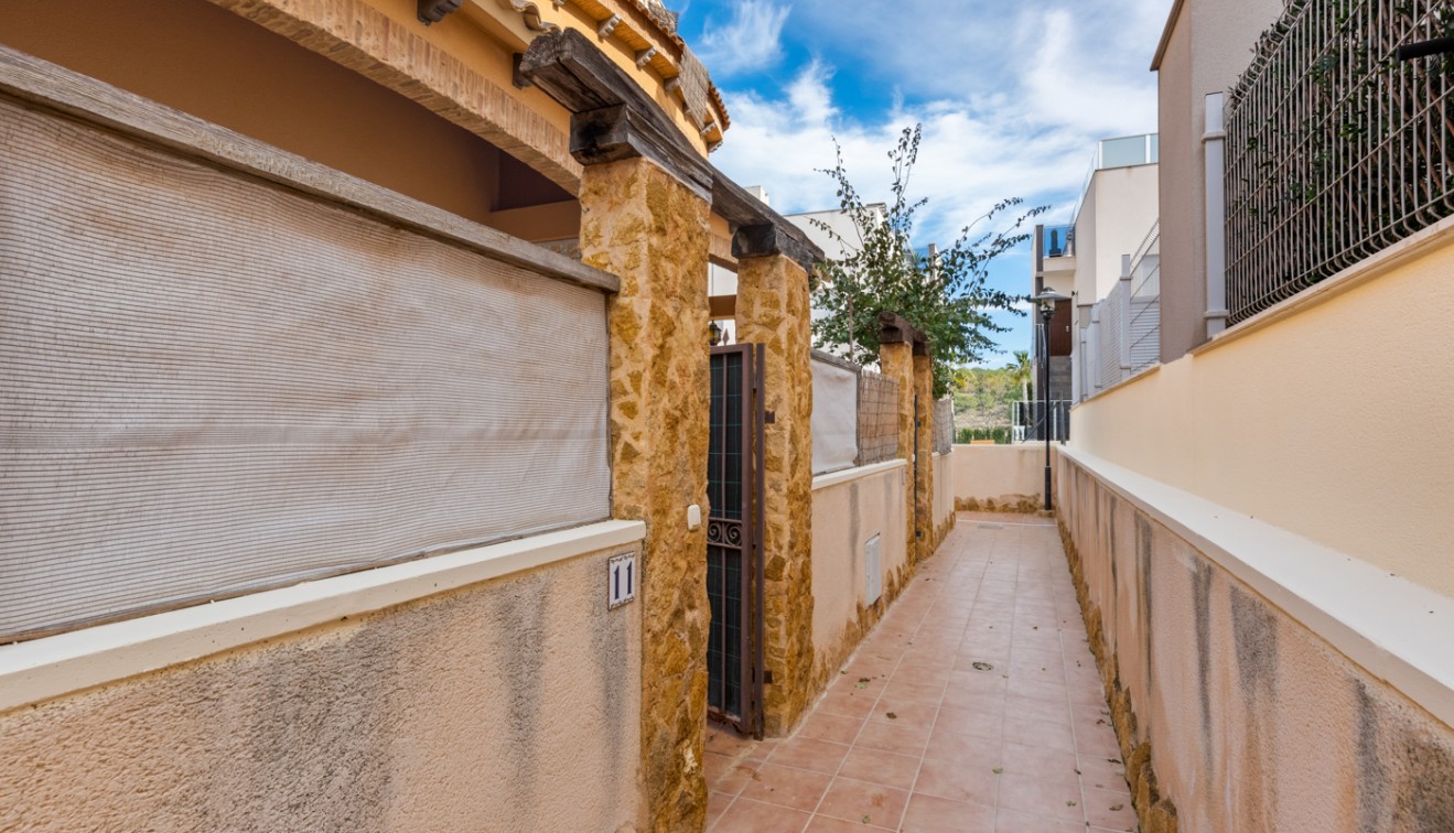 Sale - Townhouse - Guardamar del Segura