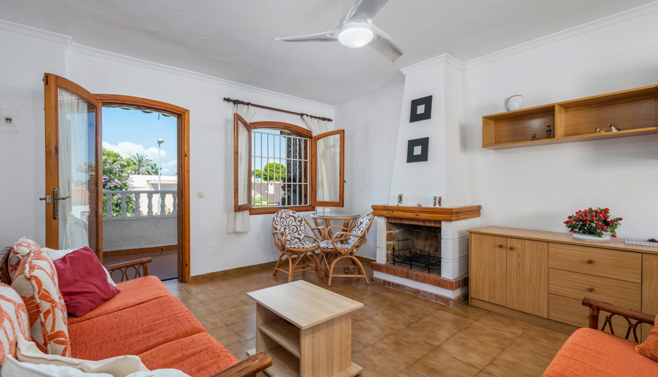 Sale - Townhouse - Orihuela costa - La Zenia