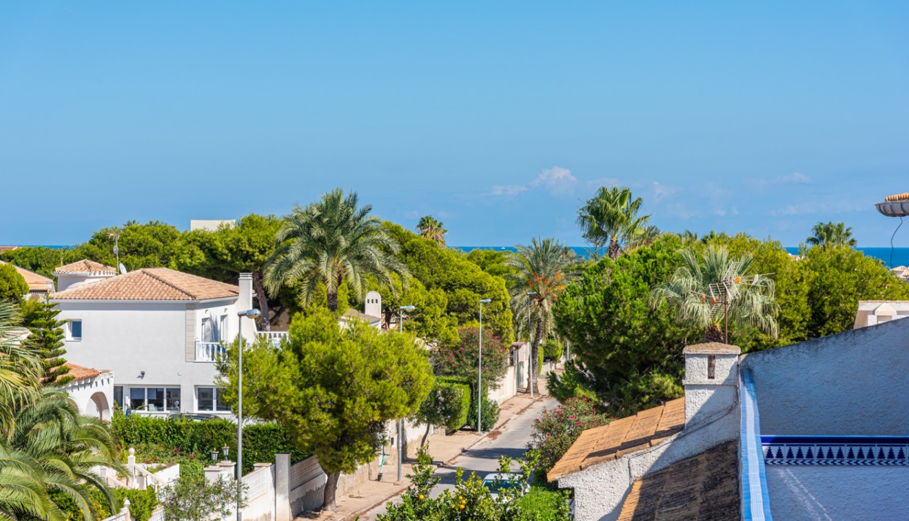 Sale - Townhouse - Orihuela costa - La Zenia