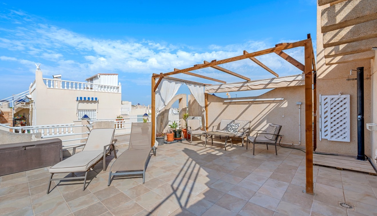 Sale - Townhouse - Torrevieja - Spain