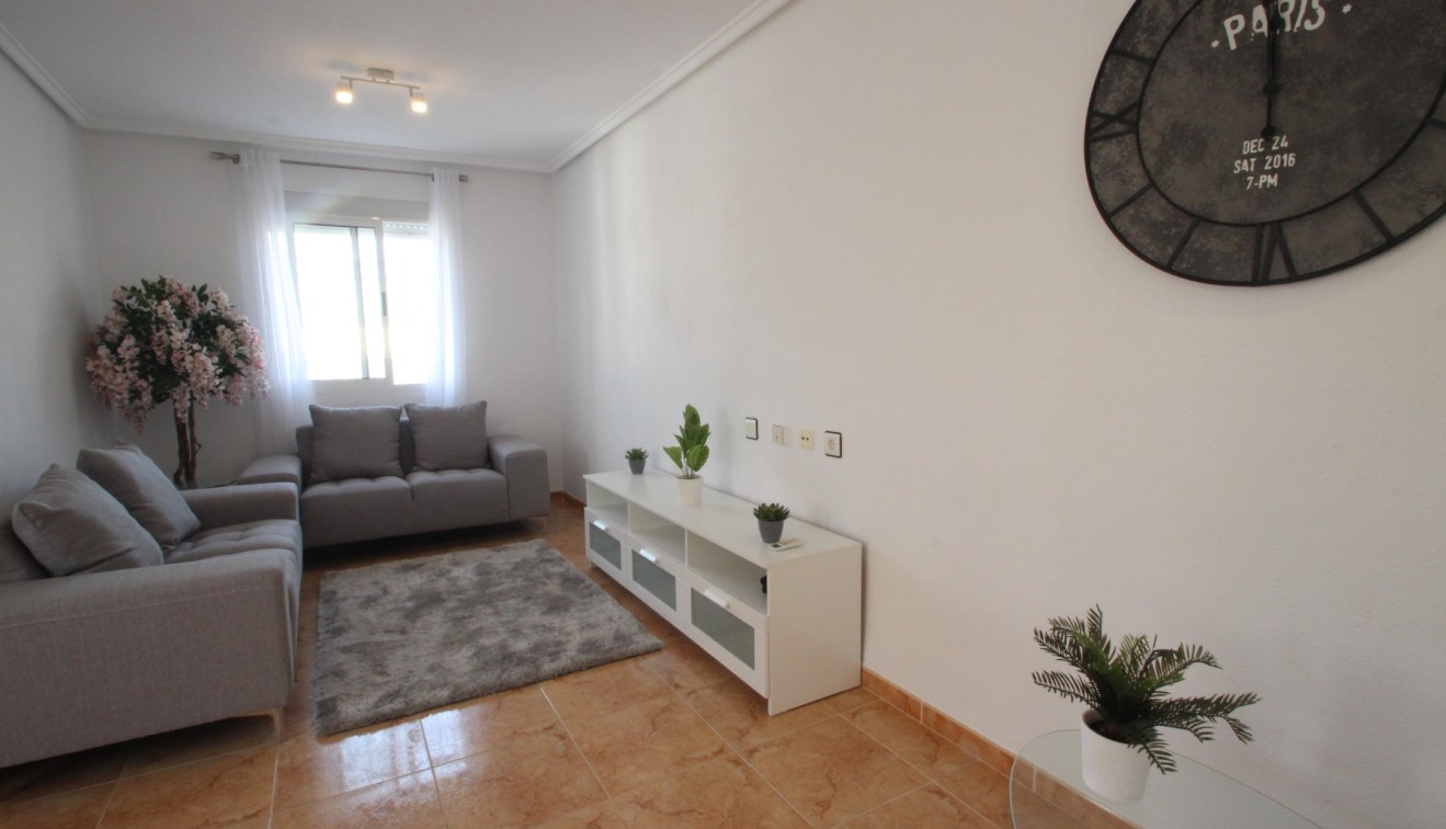 Sale - Townhouse - Torrevieja