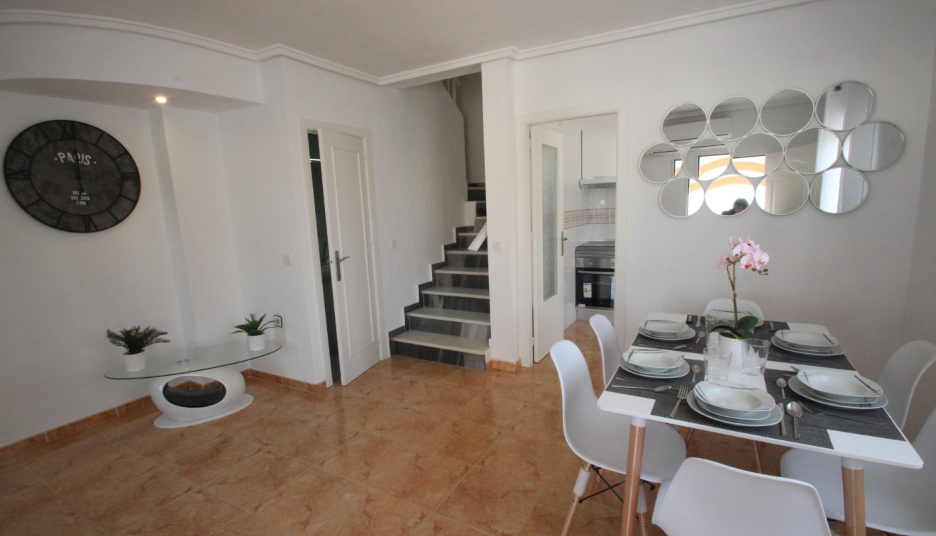 Sale - Townhouse - Torrevieja