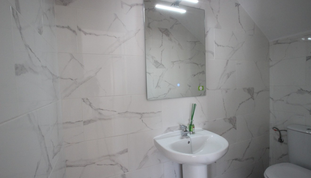Sale - Townhouse - Torrevieja