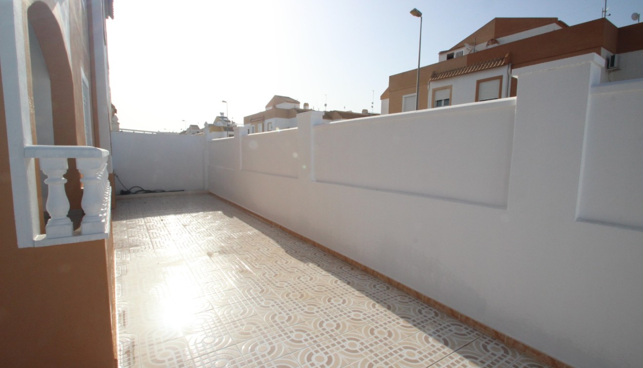 Sale - Townhouse - Torrevieja