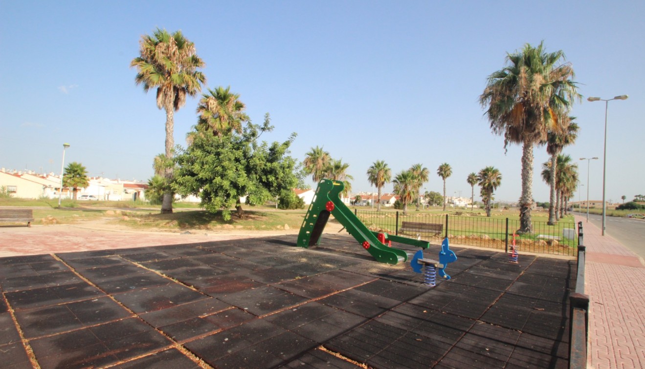Sale - Townhouse - Torrevieja