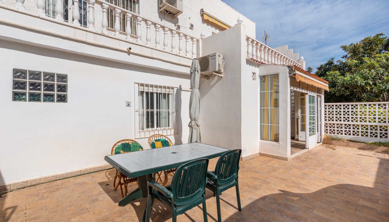 Sale - Townhouse - Torrevieja