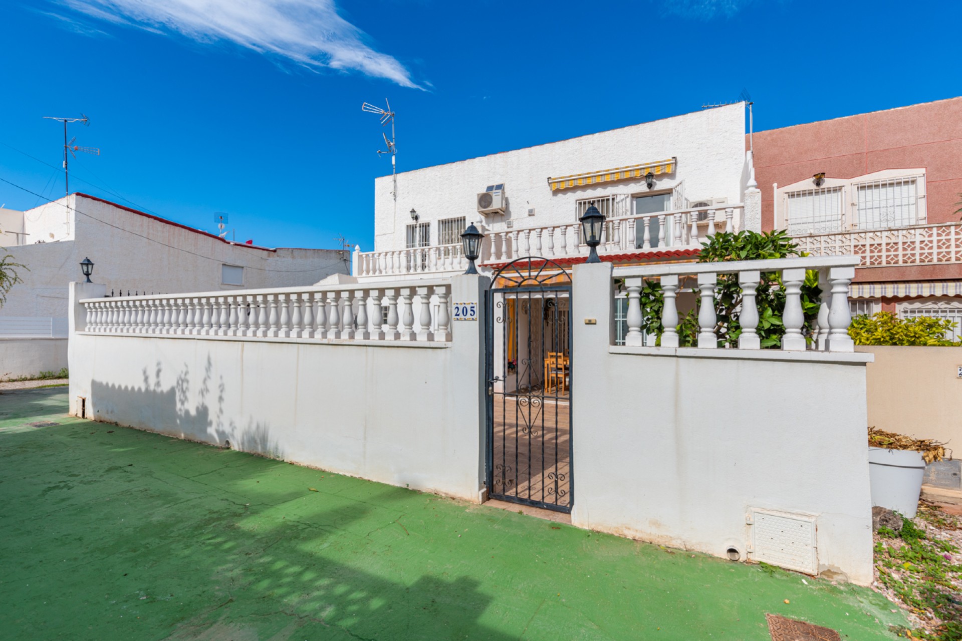 Sale - Townhouse - Torrevieja