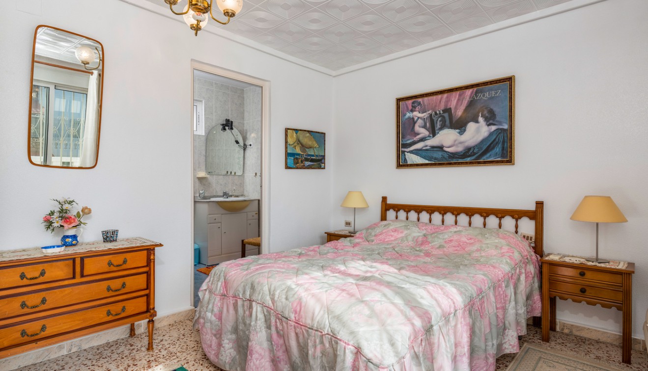 Sale - Townhouse - Torrevieja