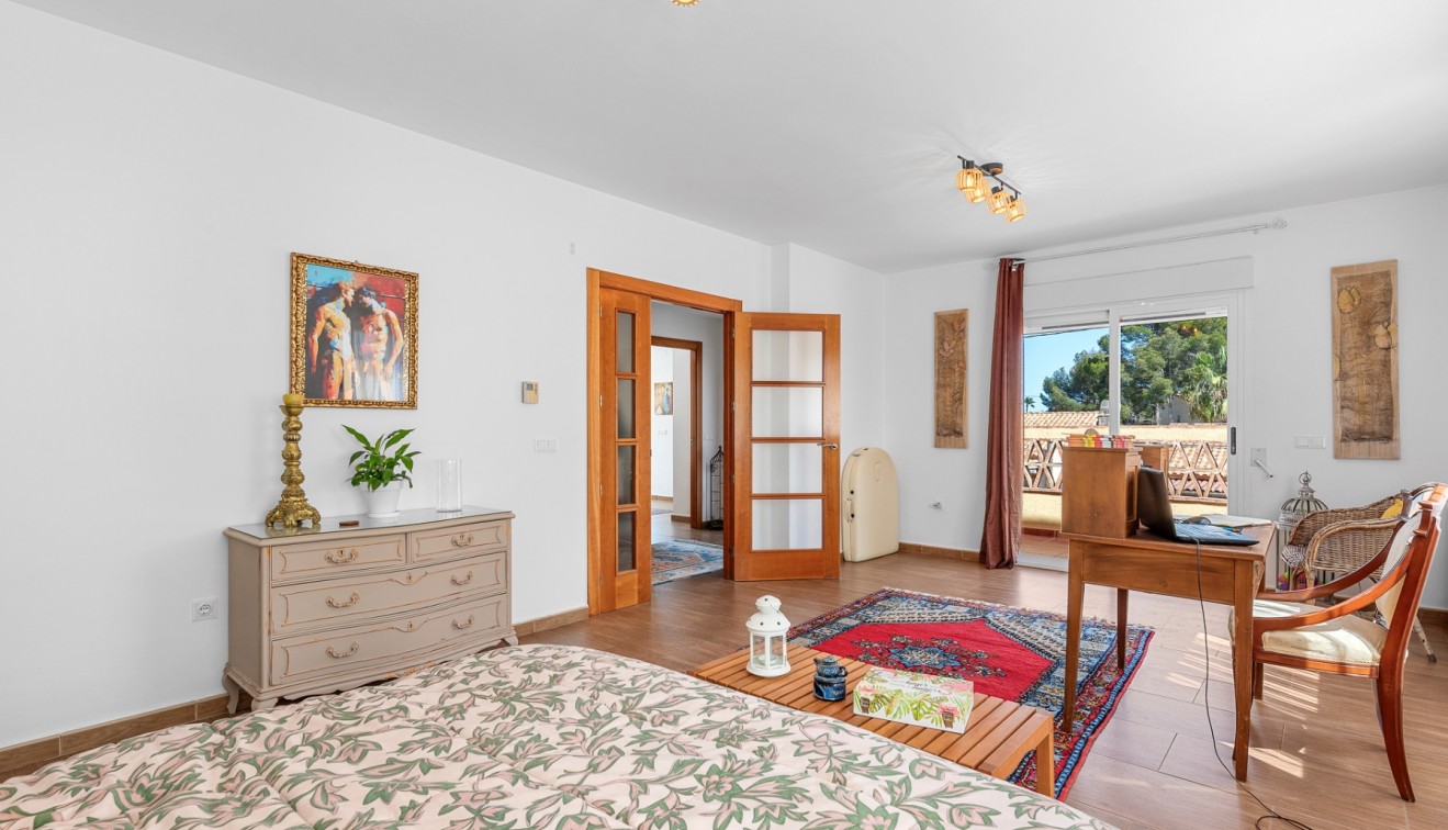 Sale - Villa - Alfas del Pi