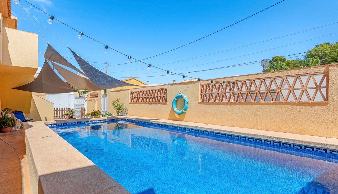 Sale - Villa - Alfas del Pi