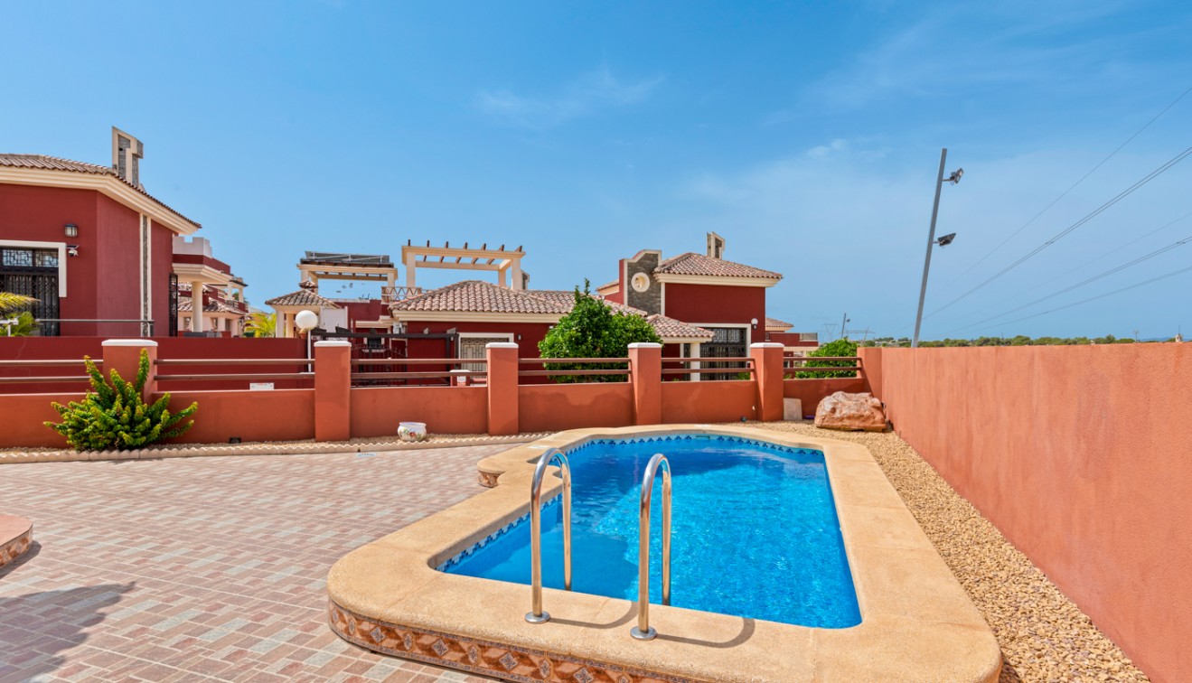 Sale - Villa - Algorfa