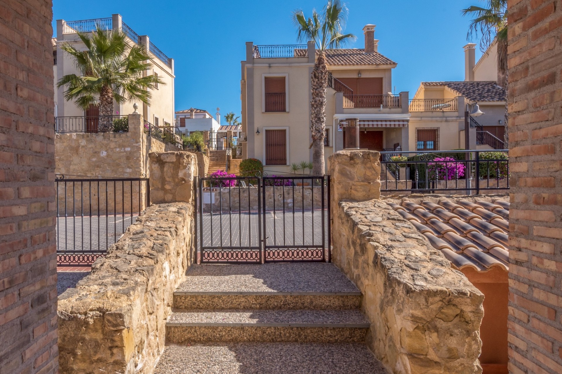 Sale - Villa - Algorfa