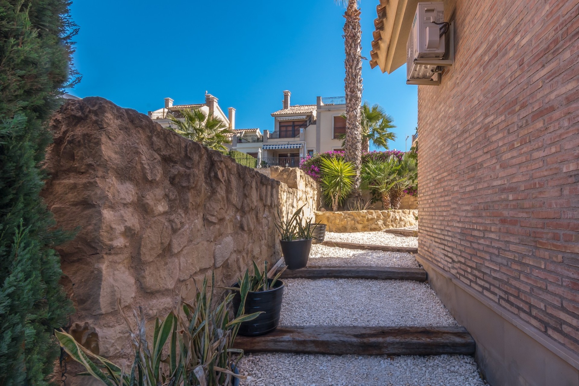 Sale - Villa - Algorfa