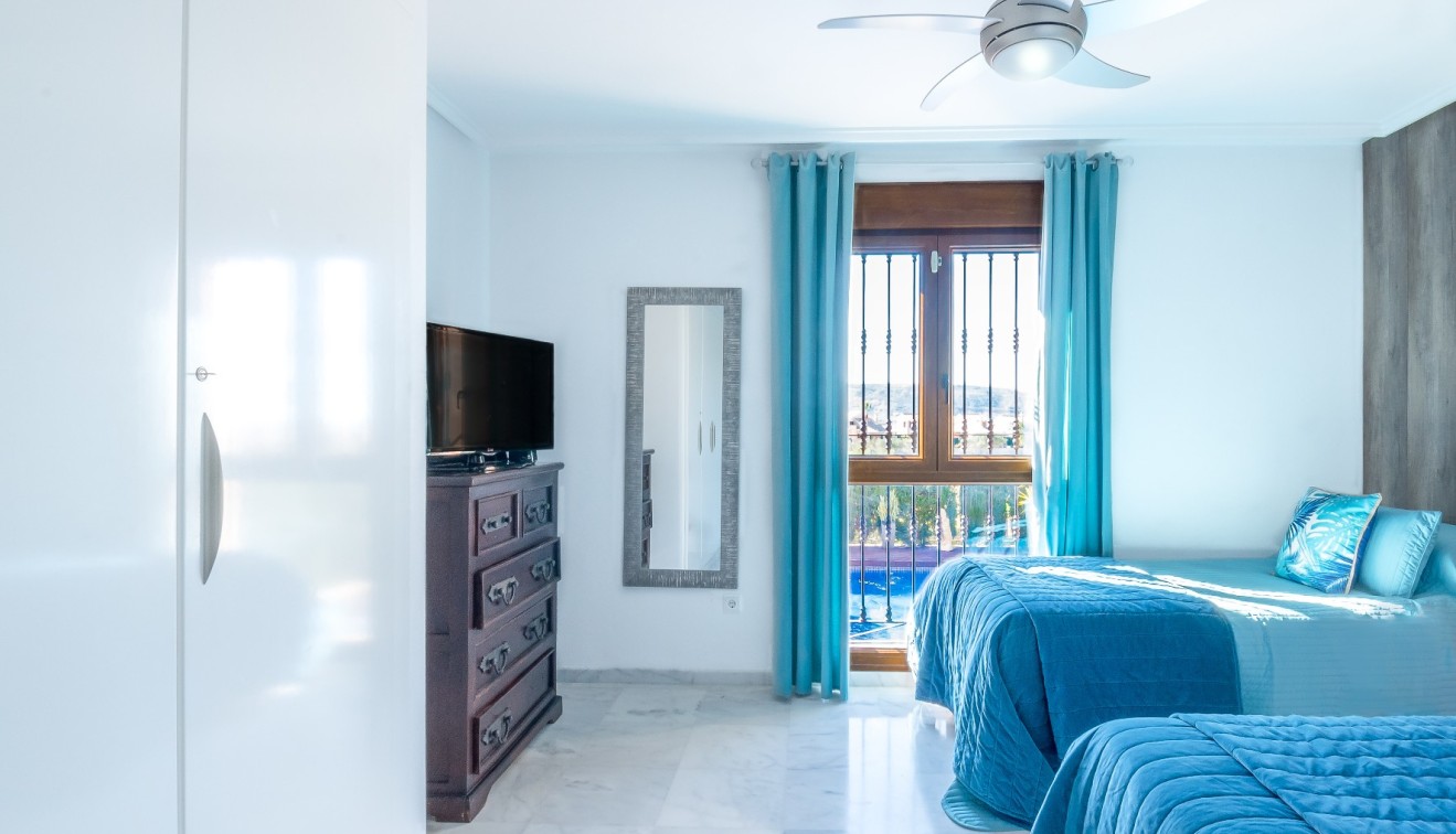 Sale - Villa - Algorfa