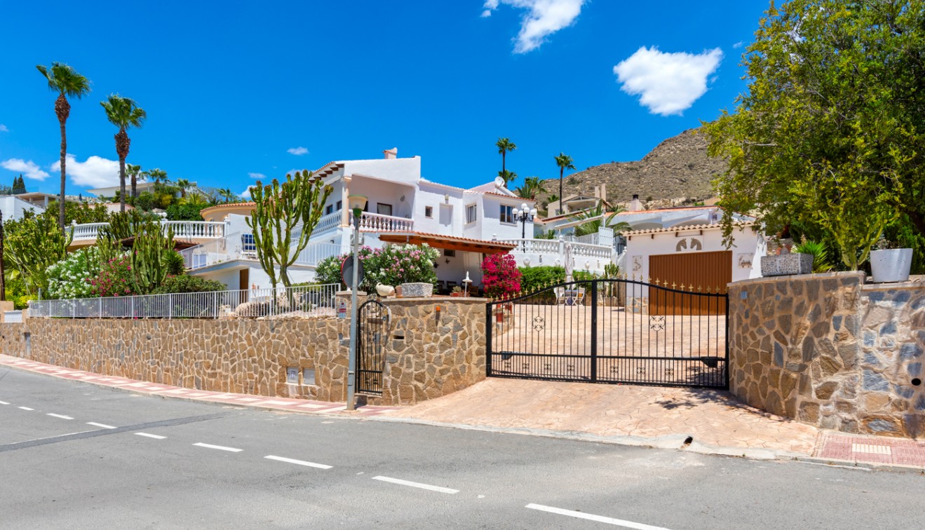 Sale - Villa - Alicante - El Campello