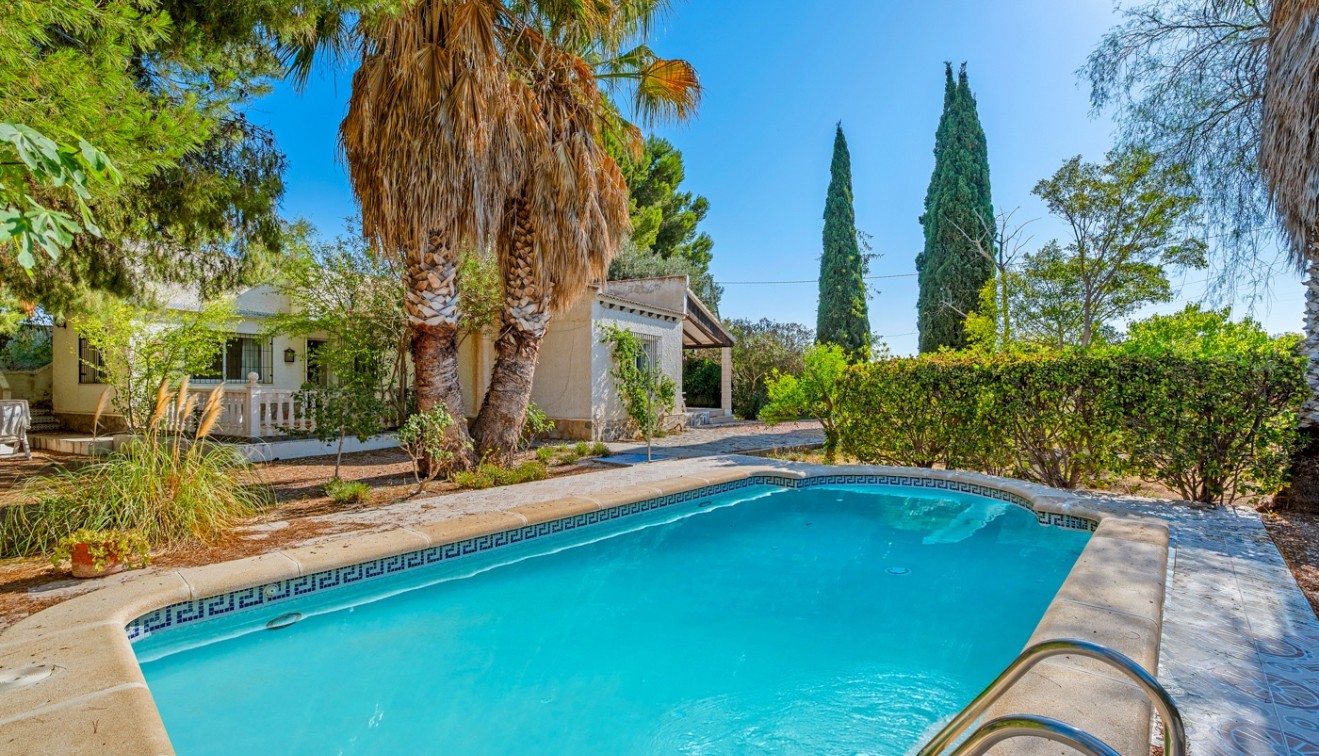 Sale - Villa - Benferri