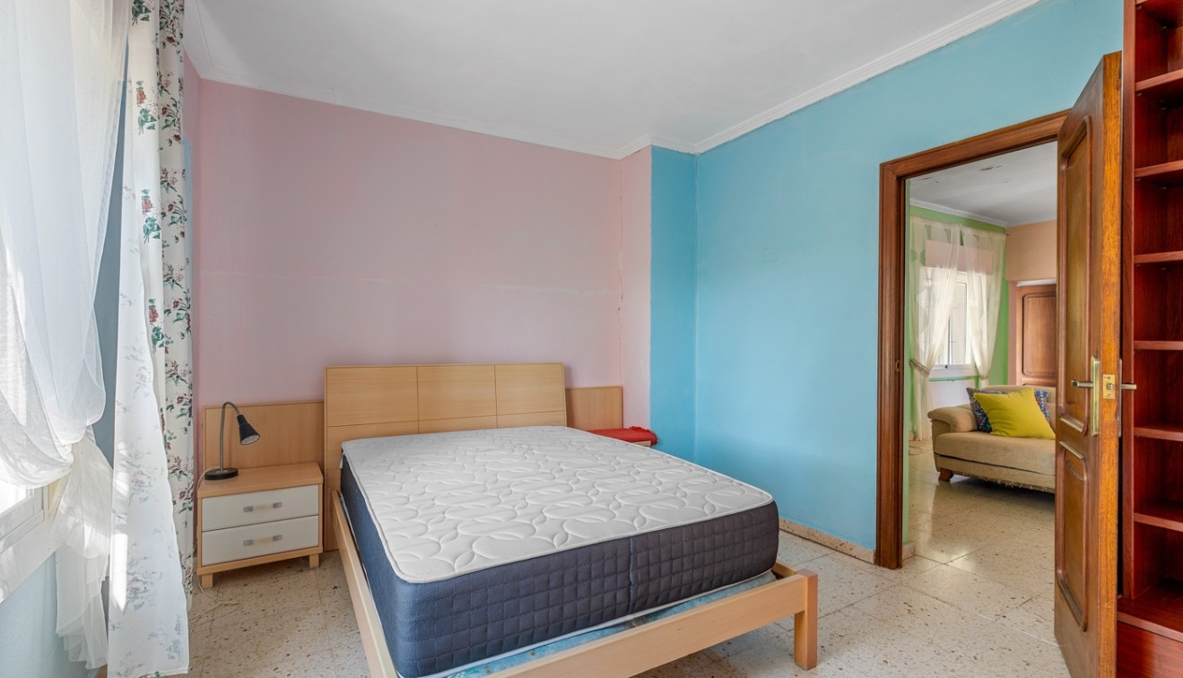 Sale - Villa - Benferri