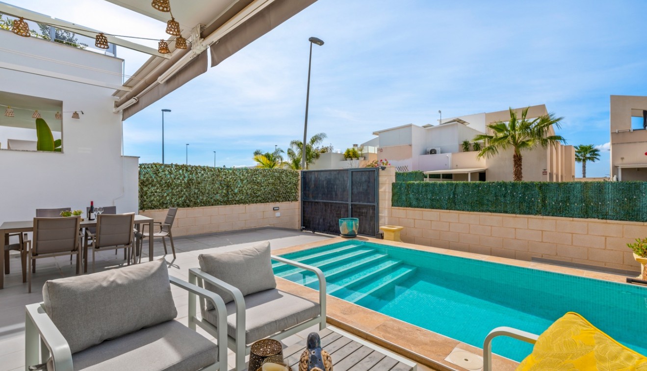 Sale - Villa - Benijófar