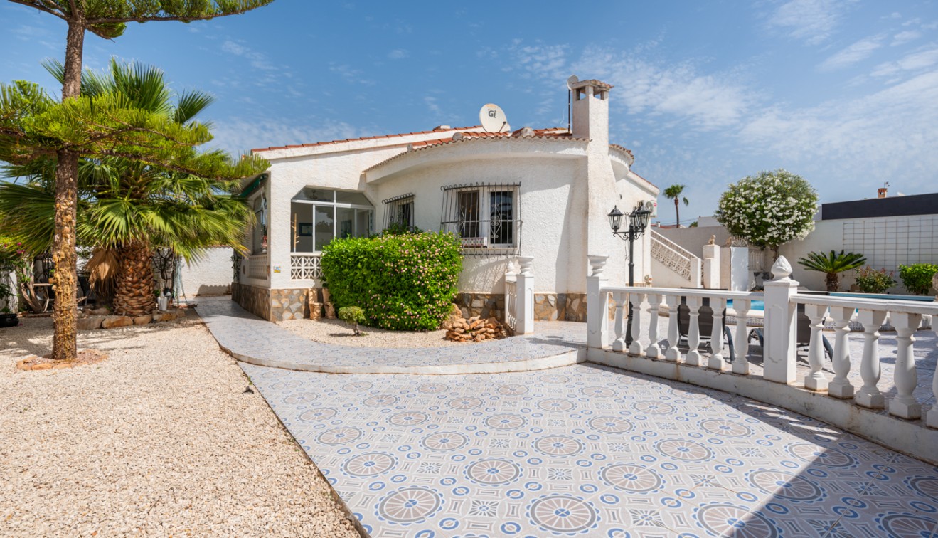 Sale - Villa - Ciudad Quesada - Rojales