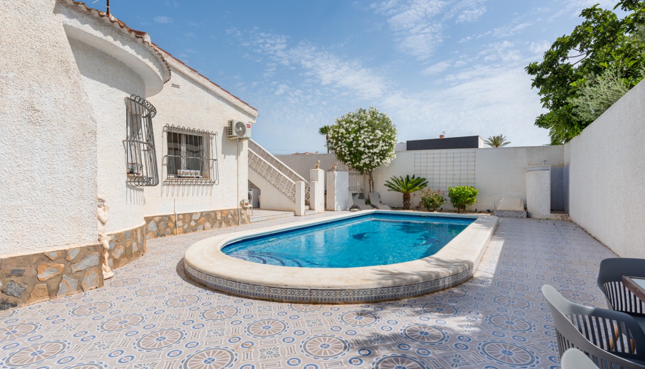 Sale - Villa - Ciudad Quesada - Rojales