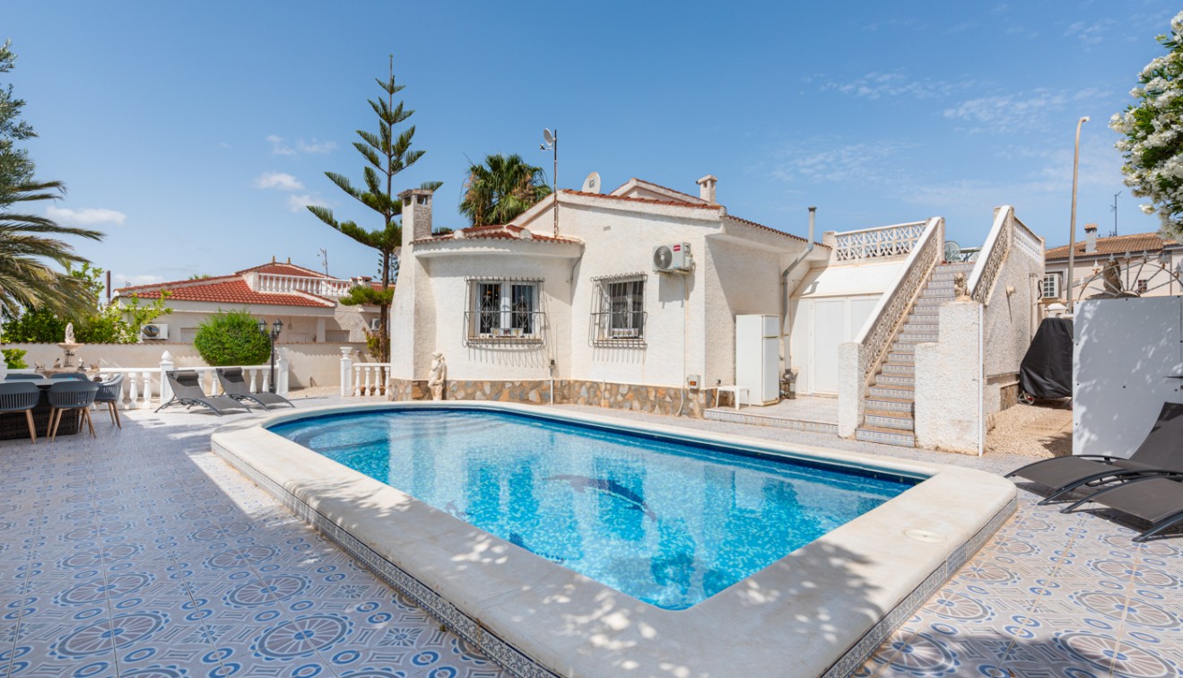 Sale - Villa - Ciudad Quesada - Rojales