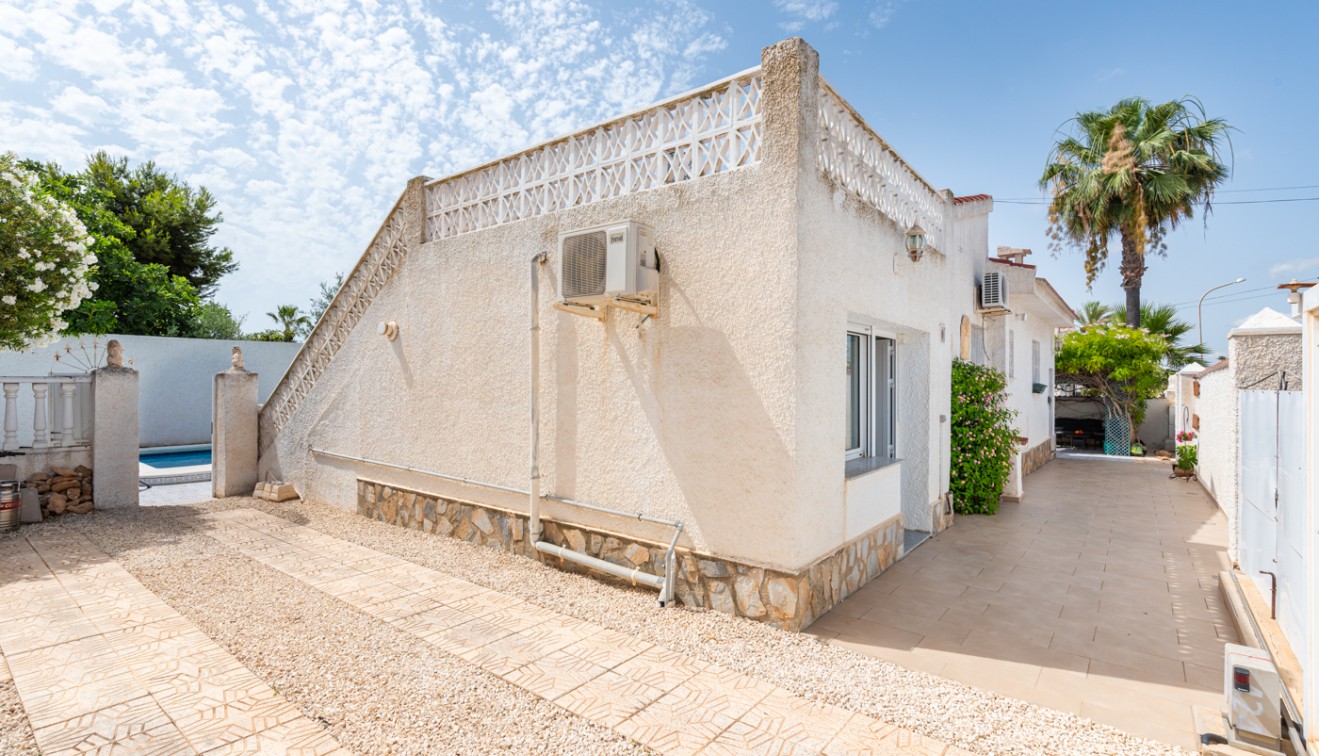 Sale - Villa - Ciudad Quesada - Rojales