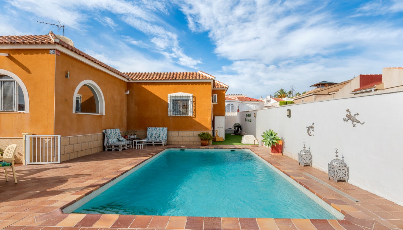 Sale - Villa - Ciudad Quesada - Rojales