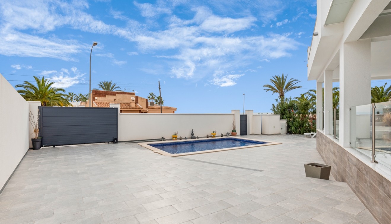 Sale - Villa - Ciudad Quesada - Rojales