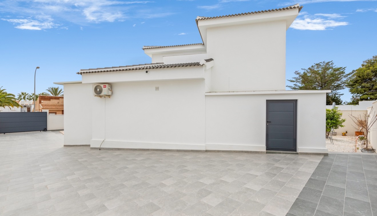 Sale - Villa - Ciudad Quesada - Rojales