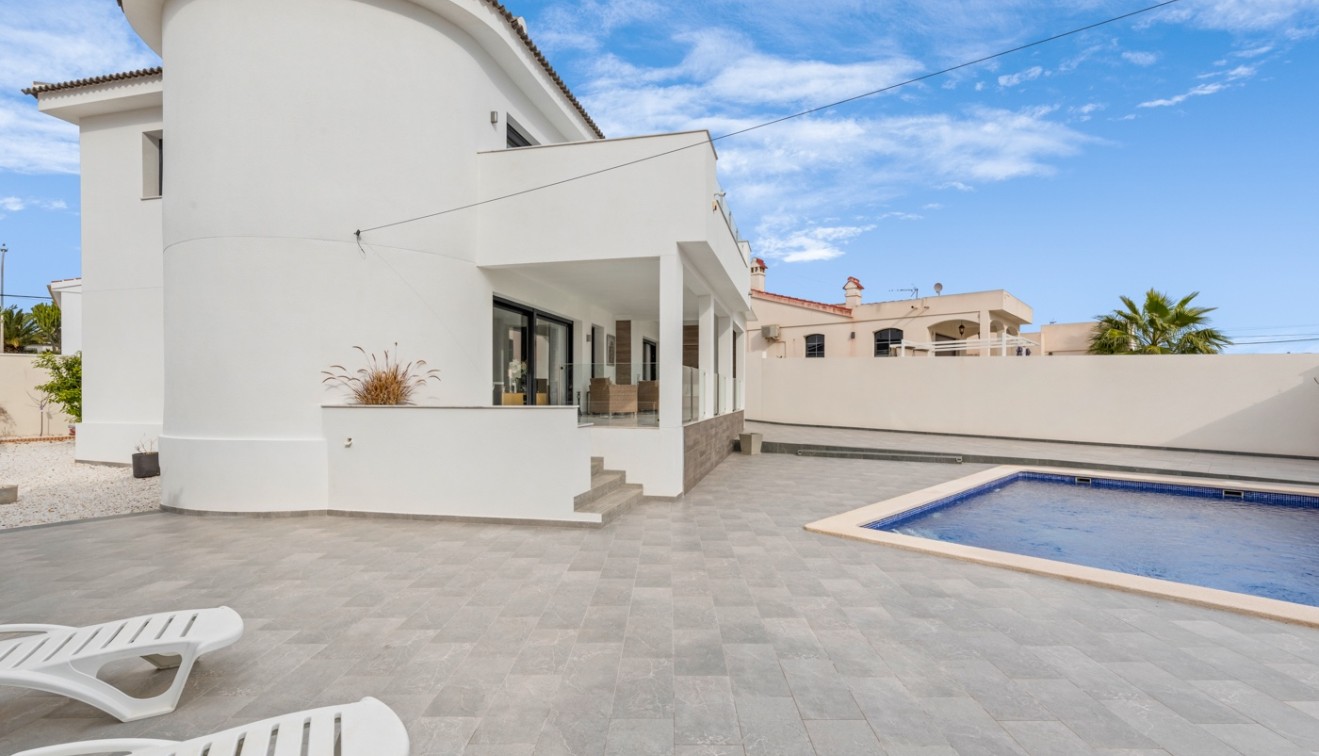 Sale - Villa - Ciudad Quesada - Rojales