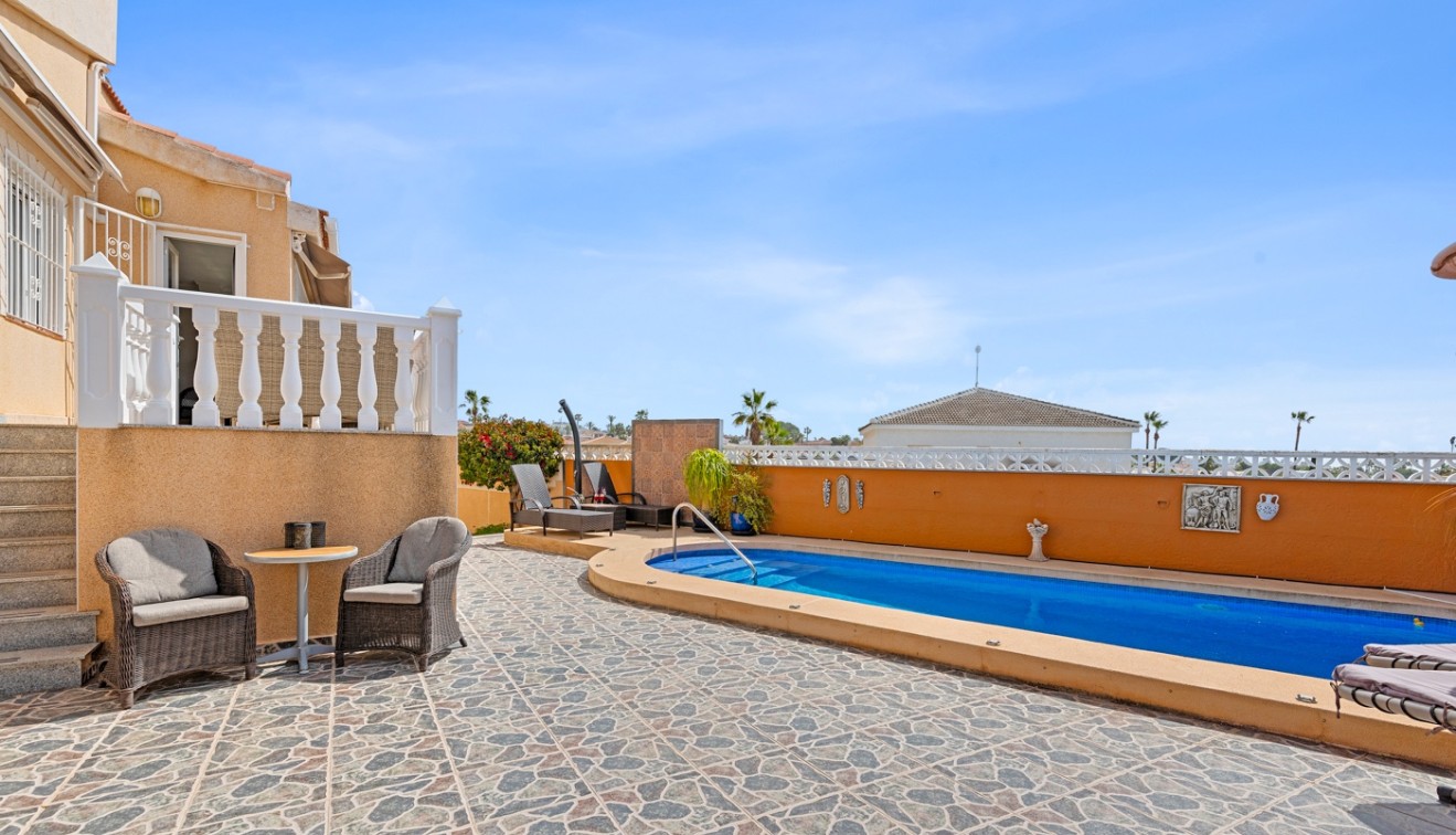 Sale - Villa - Ciudad Quesada - Rojales