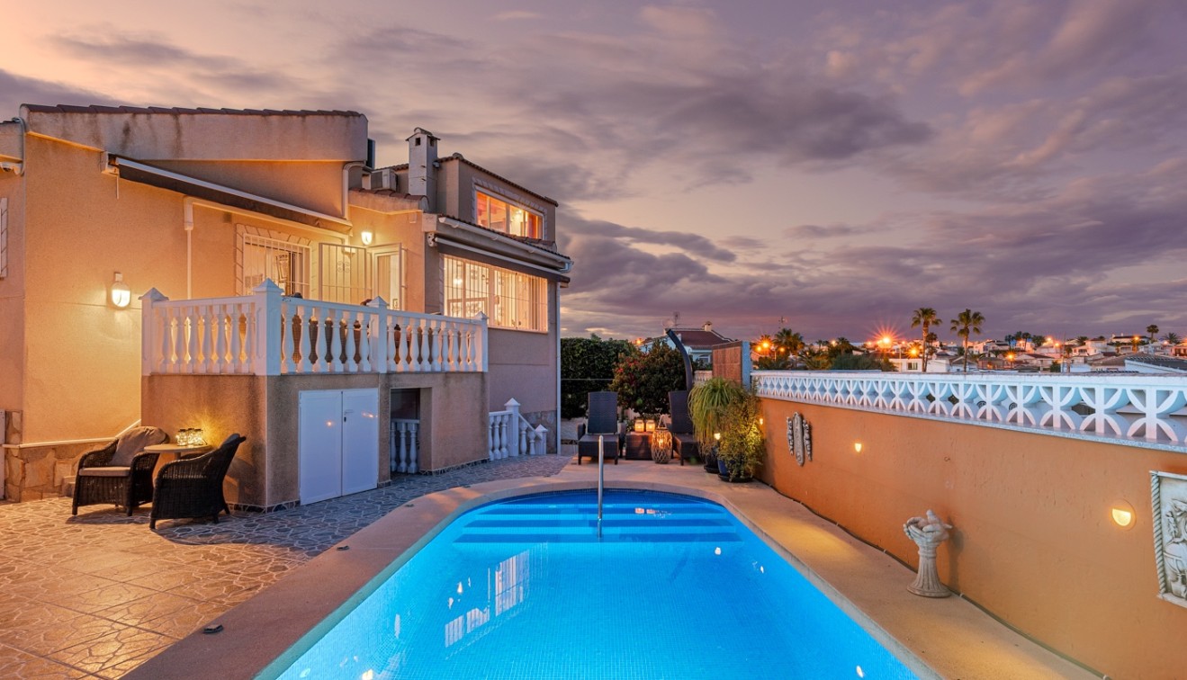 Sale - Villa - Ciudad Quesada - Rojales