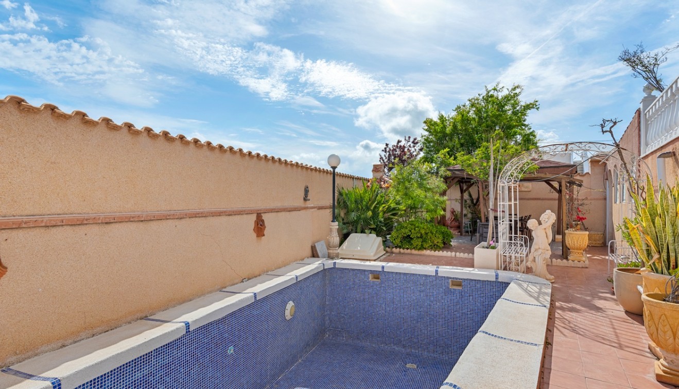 Sale - Villa - Ciudad Quesada - Rojales