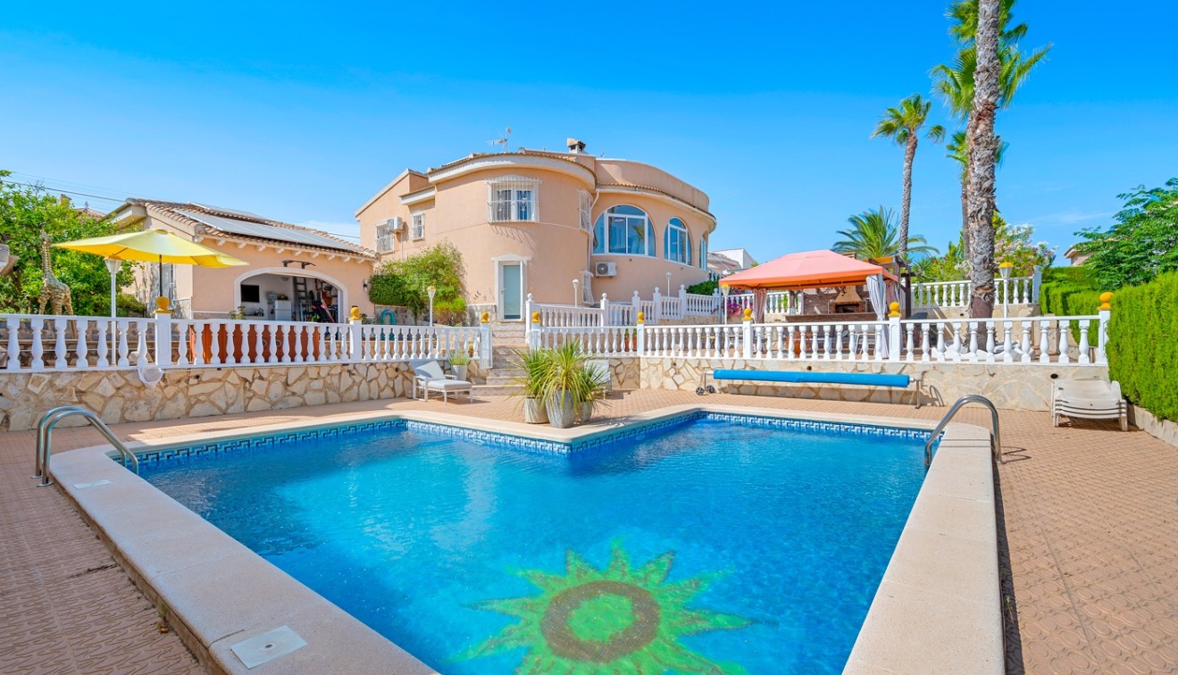 Sale - Villa - Ciudad Quesada - Rojales